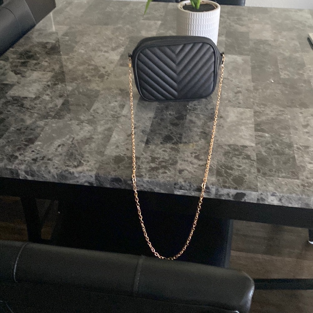 Purse lot